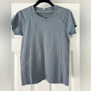 Short Sleeve Striped Workout Top